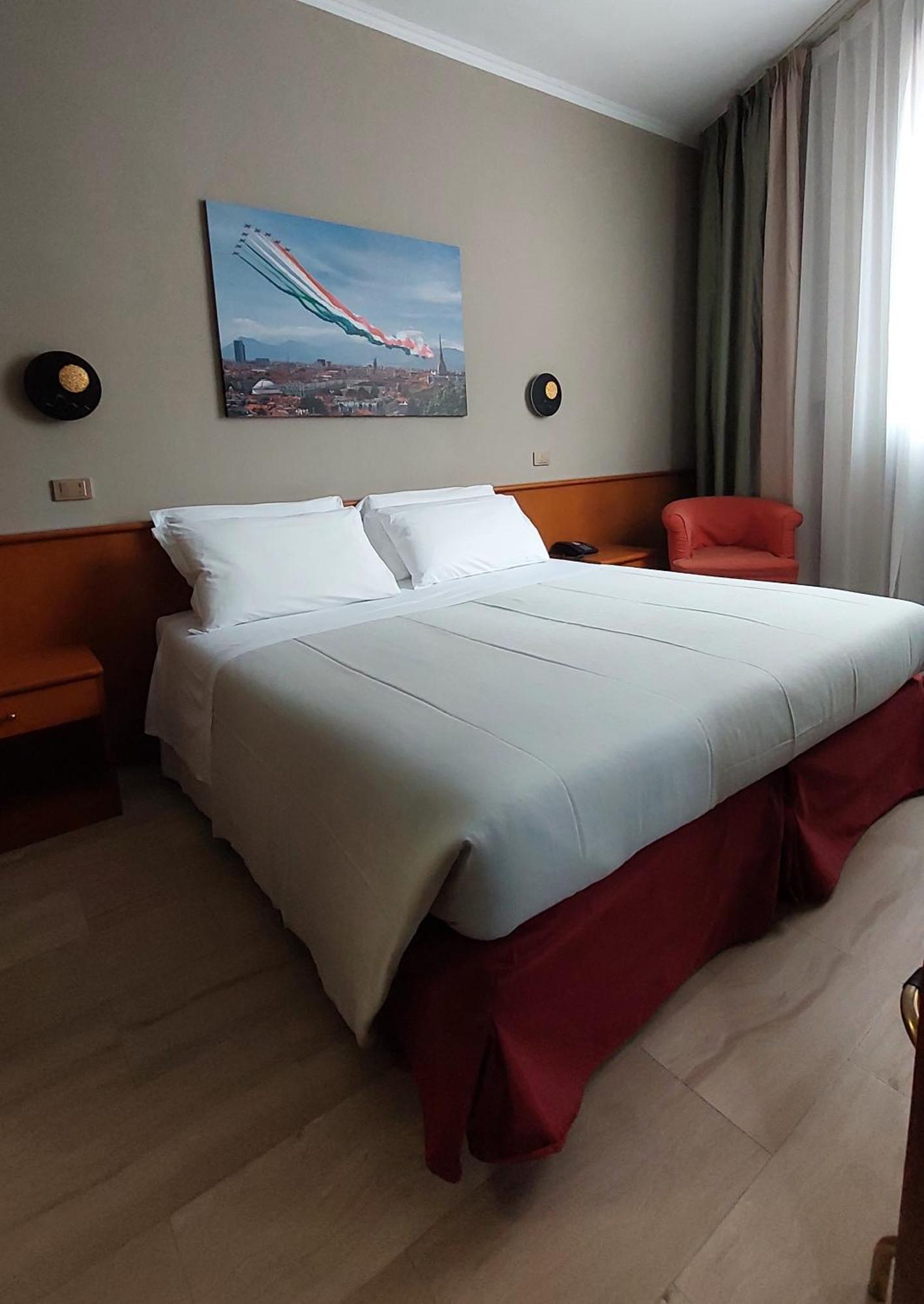 Eurohotel Nichelino Esterno foto