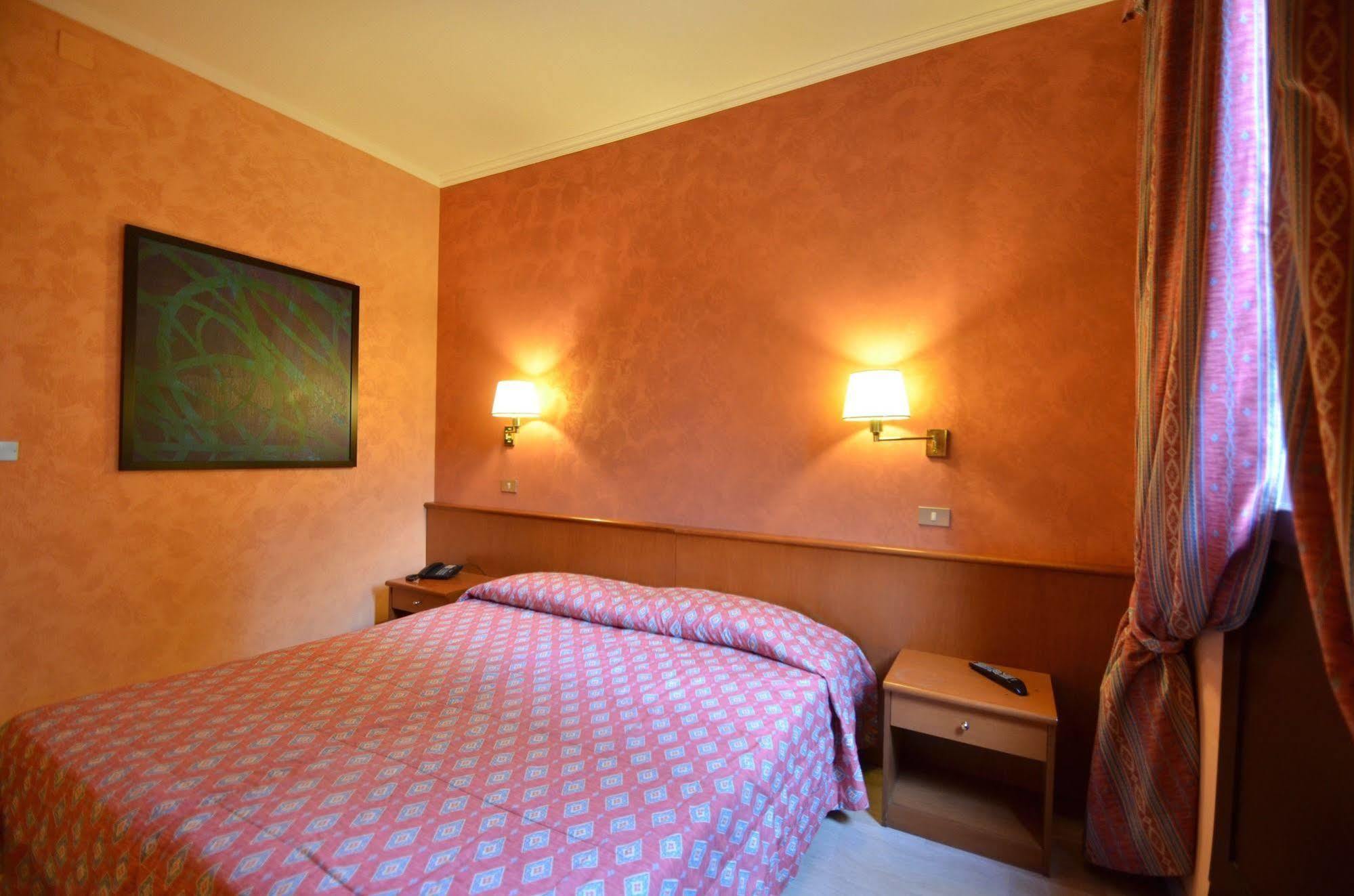 Eurohotel Nichelino Esterno foto